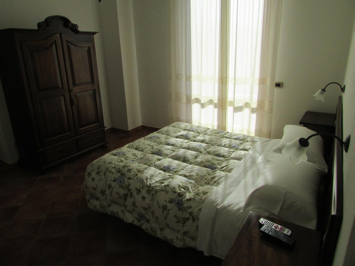 B&B Il Girasole - Rooms & House In Country - 1500 Meters From The City Montepulciano Ngoại thất bức ảnh