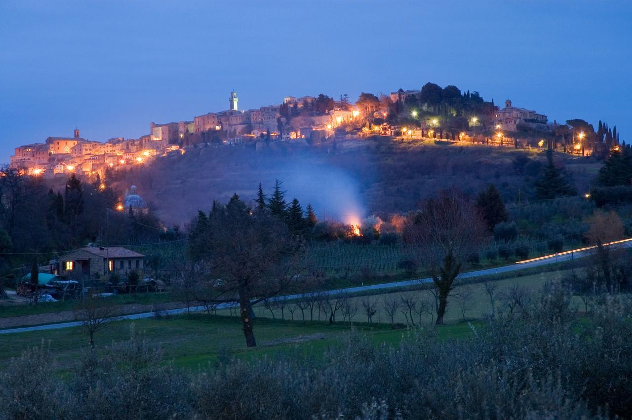 B&B Il Girasole - Rooms & House In Country - 1500 Meters From The City Montepulciano Ngoại thất bức ảnh